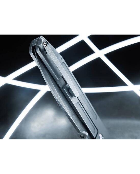 Evade Knife