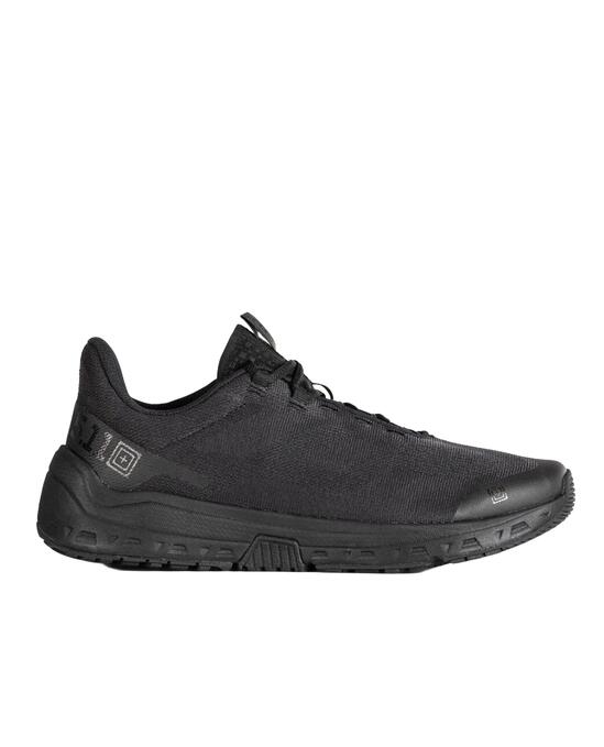 PT-R Inure Runner Shoes