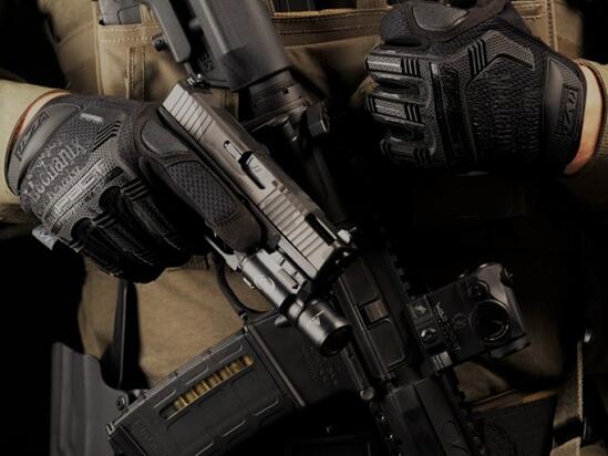 M-Pact Gloves Black